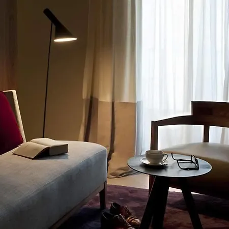 巴塞隆纳美世酒店 5*